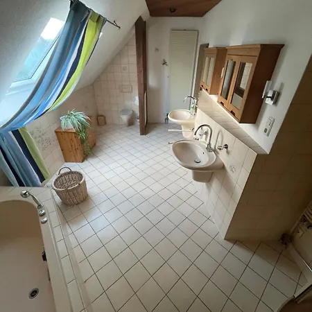 Grosse Direkt An Den Weinbergen Appartement