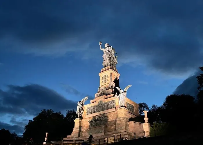 Grosse Direkt An Den Weinbergen Апартаменты